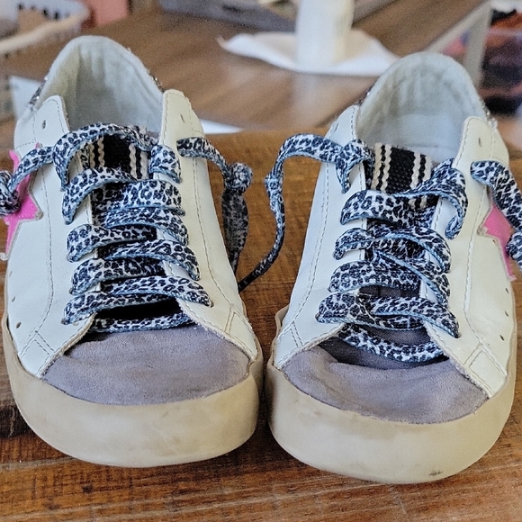 ShuShop Kids Sneakers with Pink Star and Leopard Laces - Picture 3 of 9
